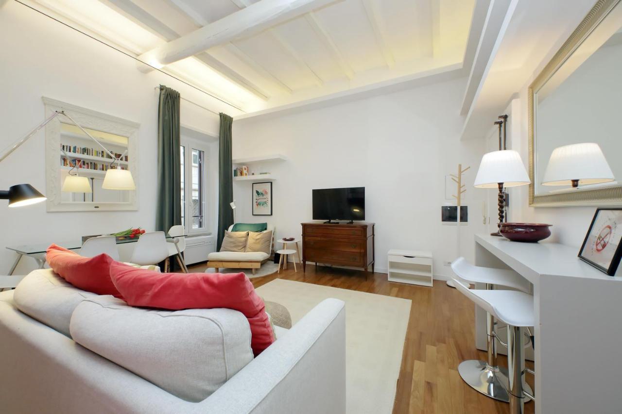 4Bnb - Serpenti Delightful Apartment Рим Екстериор снимка