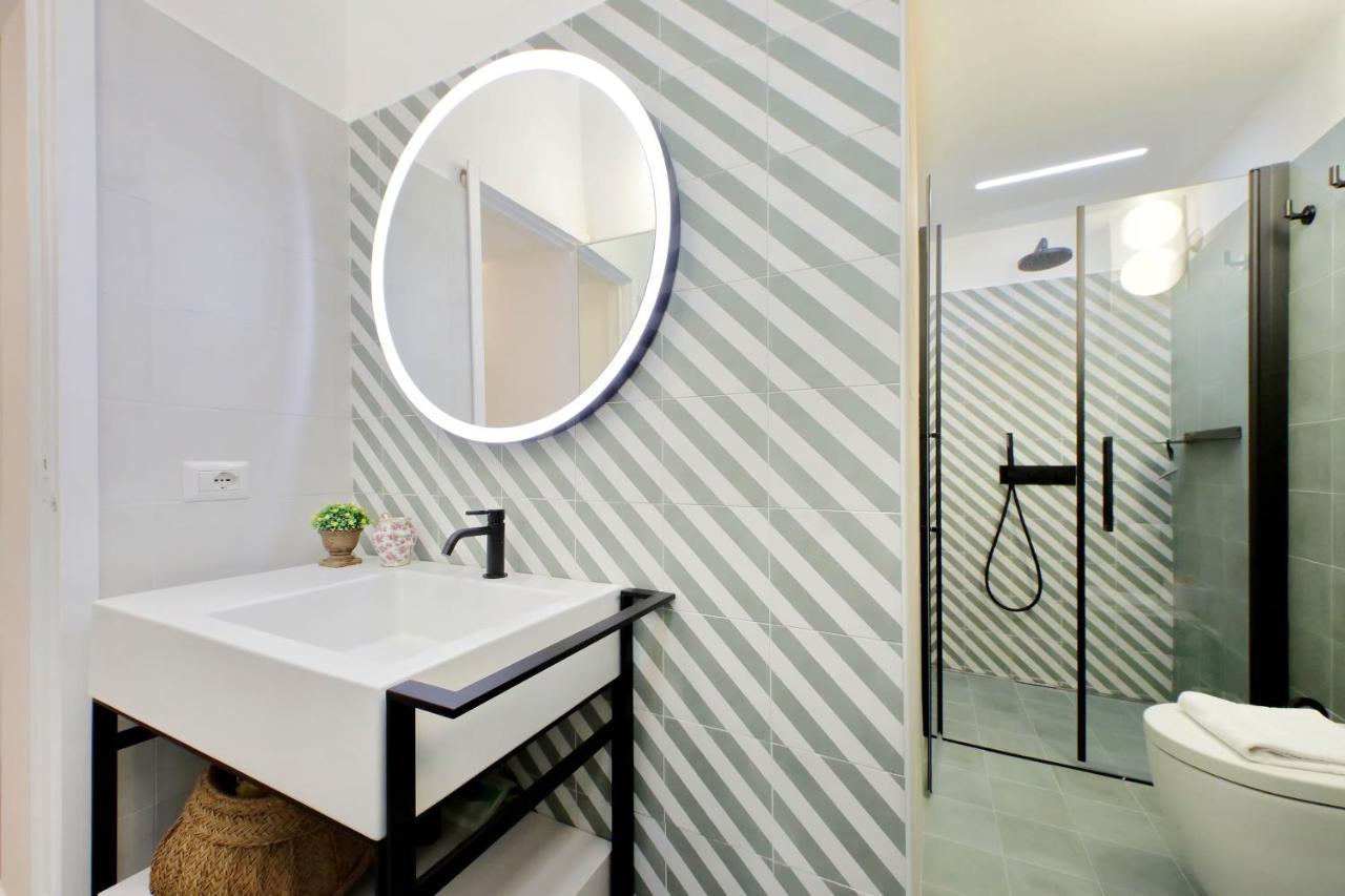 4Bnb - Serpenti Delightful Apartment Рим Екстериор снимка
