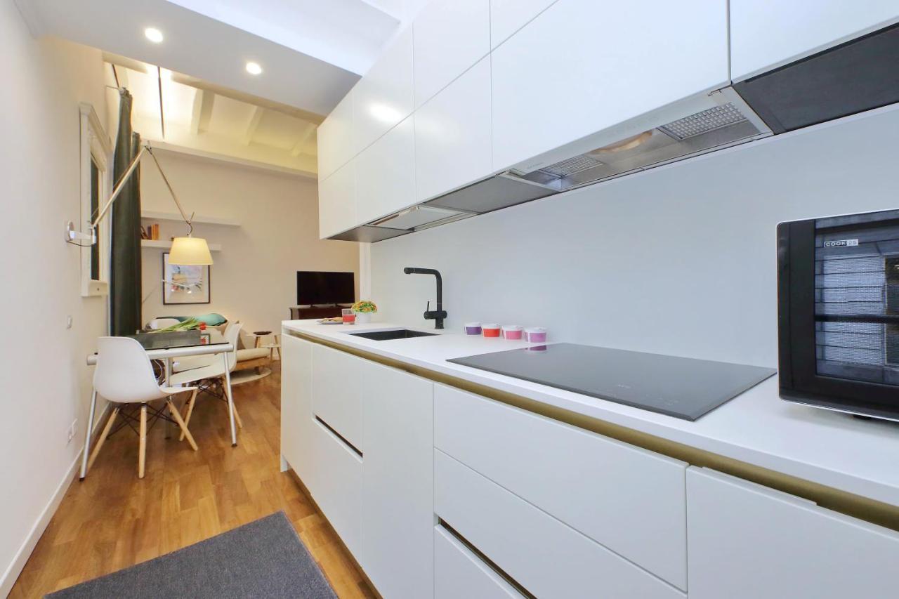 4Bnb - Serpenti Delightful Apartment Рим Екстериор снимка