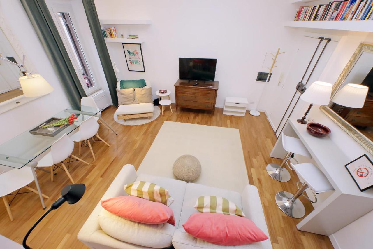 4Bnb - Serpenti Delightful Apartment Рим Екстериор снимка